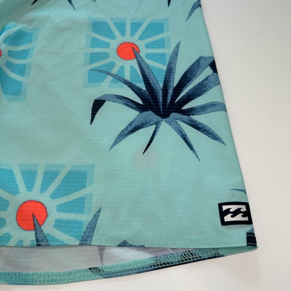 Billabong Sundays Airlite 18.5" Boardshorts Coastal Blue Men’s Size 32 - Picture 4 of 12